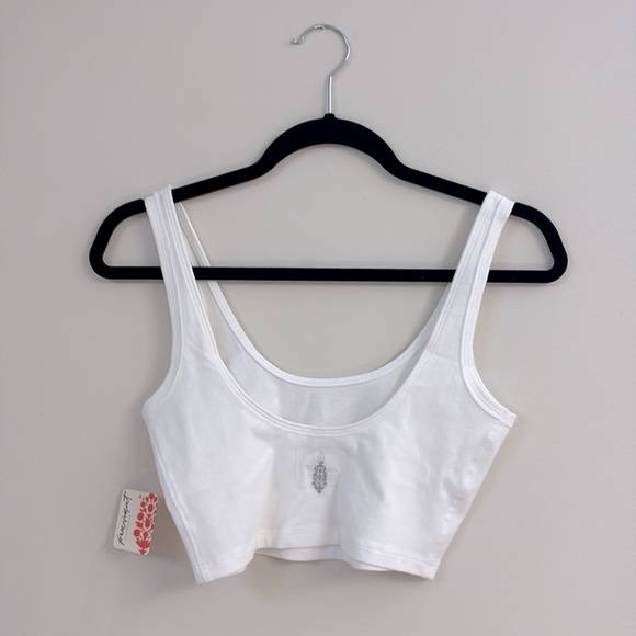 BNWT Free People Movement Women's Hot Shot Crop size S $30 USD - Picture 3 of 6